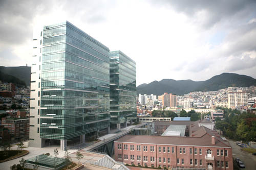 동아대학교 이미지