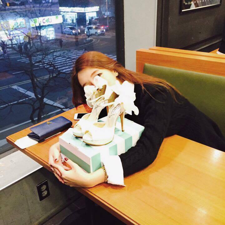 남친 군대 기다리고 여자가 선물받은거.jpg | 인스티즈
