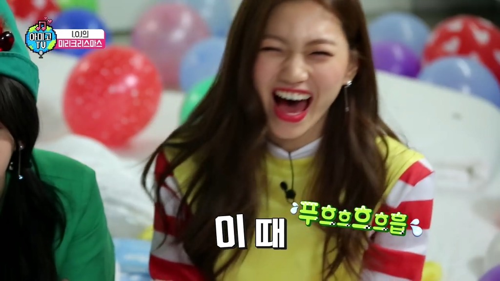 도연이가 옆에서 침을 튀기자 소미의 멘트 (아이오아이) | 인스티즈