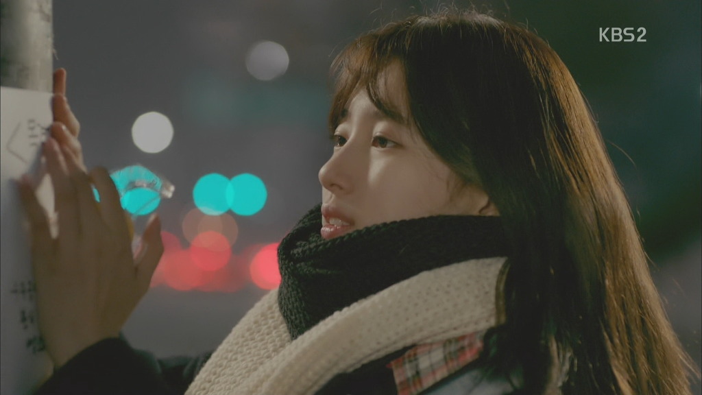 드라마에서 교복입은 수지.jpg | 인스티즈