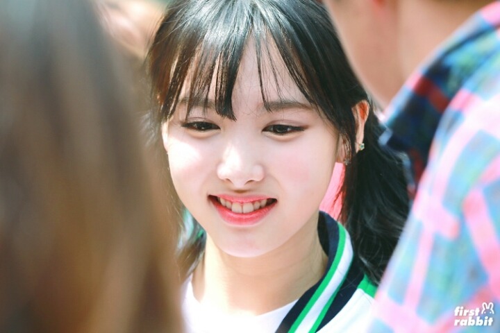 [트와이스] 엠카 엔딩 무대에서 기차 솔플하는 나연이 | 인스티즈