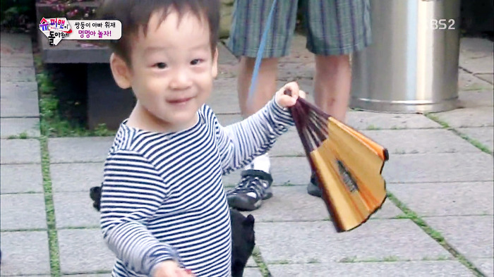 [슈퍼맨이돌아왔다] 서언이가 한없이 관대해지는 존재들ㅋㅋㅋ.JPG | 인스티즈