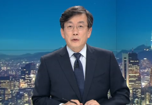 변하지 않는 손석희 외모.jpg | 인스티즈