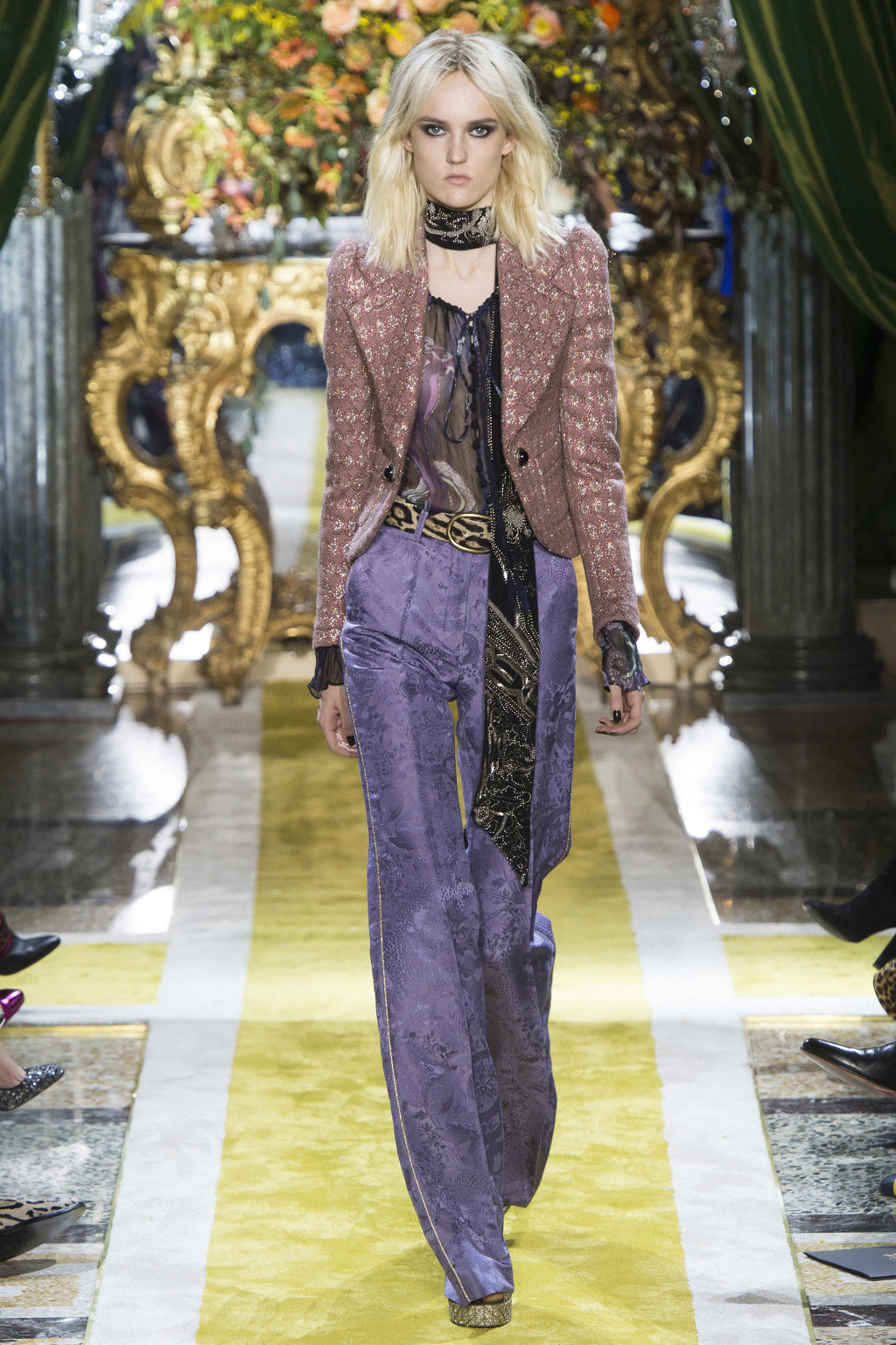 Roberto Cavali 2016 FallWinter RTW Milan | 인스티즈