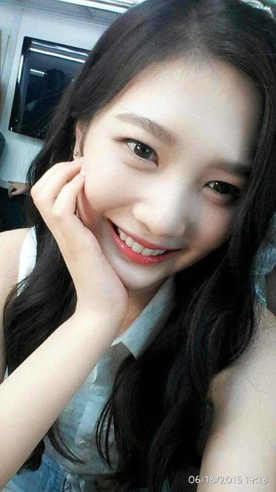 갈수록 예뻐지는 레드벨벳 조이.jpgif | 인스티즈