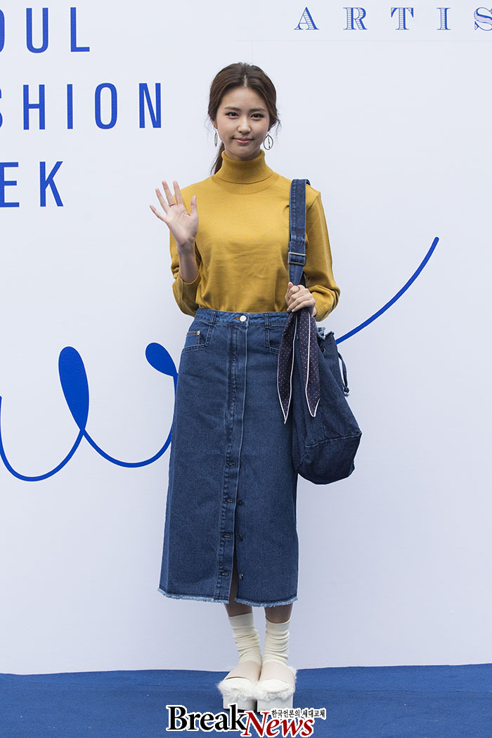 오늘자 패션위크 참석한 연예인들.jpg | 인스티즈