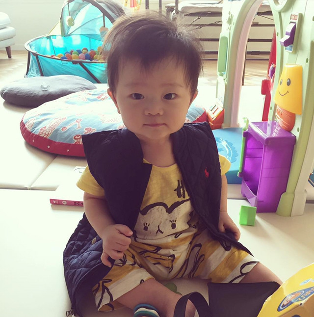[홍윤서] 이현이 아들 파인애플홍(=윤서) 인스타그램 사진들.jpg | 인스티즈