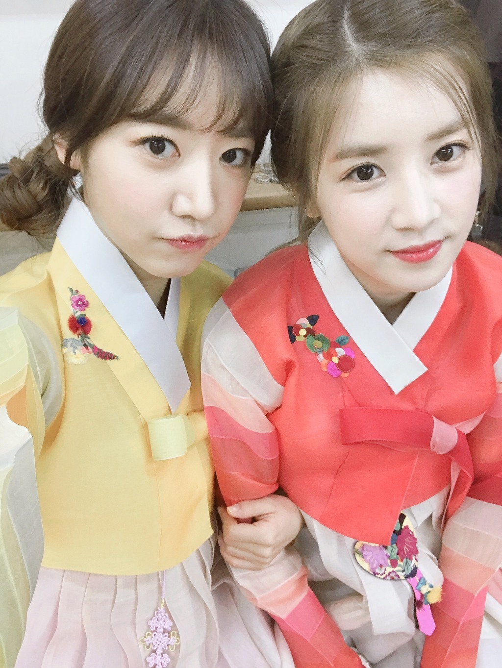 박술녀한복 입은 에이핑크 | 인스티즈