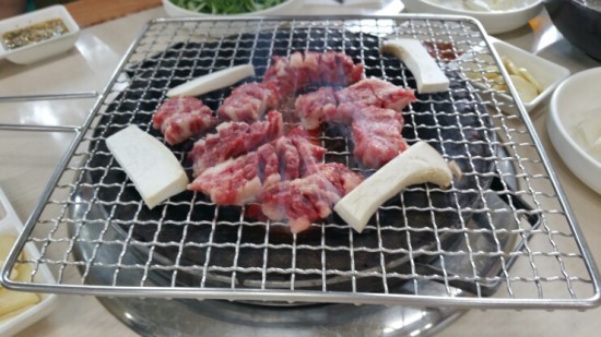 한우터 이미지