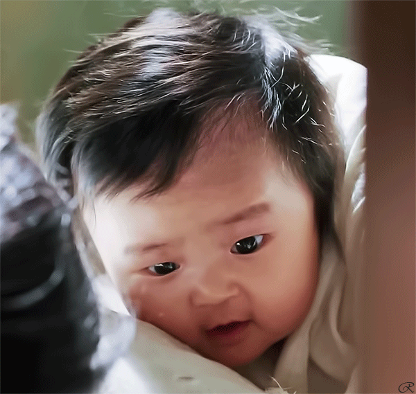 [역적] 짱덕사 할뻔한 길동이 동생 아가 어리니.jpgif | 인스티즈