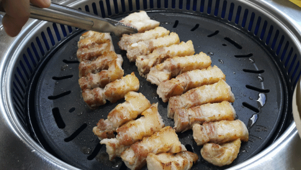 불판에 지글지글~ 삼겹살 움짤 gif | 인스티즈