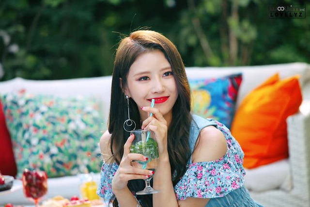 [러블리즈] 7월의 마지막 업로드는 누구로 할까 고민하다가 미주 | 인스티즈