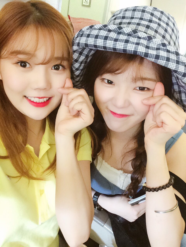 [오마이걸] 낮잠을 자고 싶지만 일은 해야하니 효정이 | 인스티즈