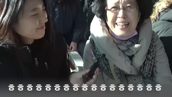서울역에서 사람들에게 대선에서 누구를 뽑을 거냐고 물어보았다.jpg | 인스티즈
