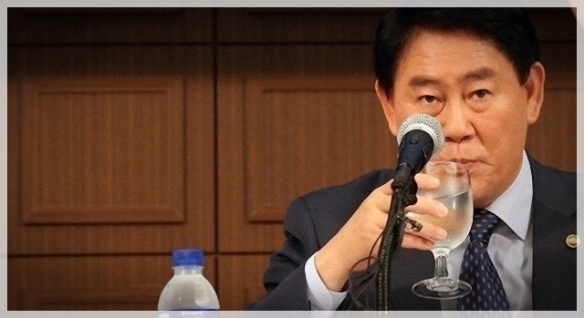 사진으로 보는 대한민국 정치 느와르 10년 (사진많음) | 인스티즈
