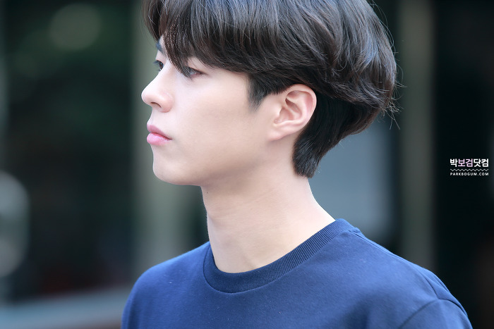 박보검 뮤직뱅크 출근길 레전드 | 인스티즈
