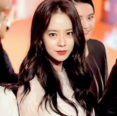 진짜 여신처럼 나온 송지효 | 인스티즈