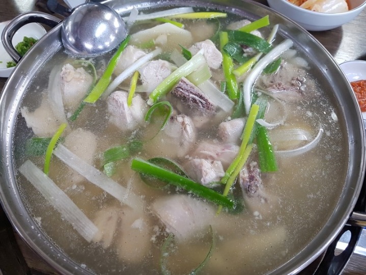 공릉동닭한마리 이미지