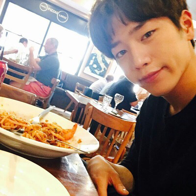 [고르기] 둘 중 내가 더 비참해지는 상황은?(전남친의 개과천선vs전남친의 새여자친구) | 인스티즈