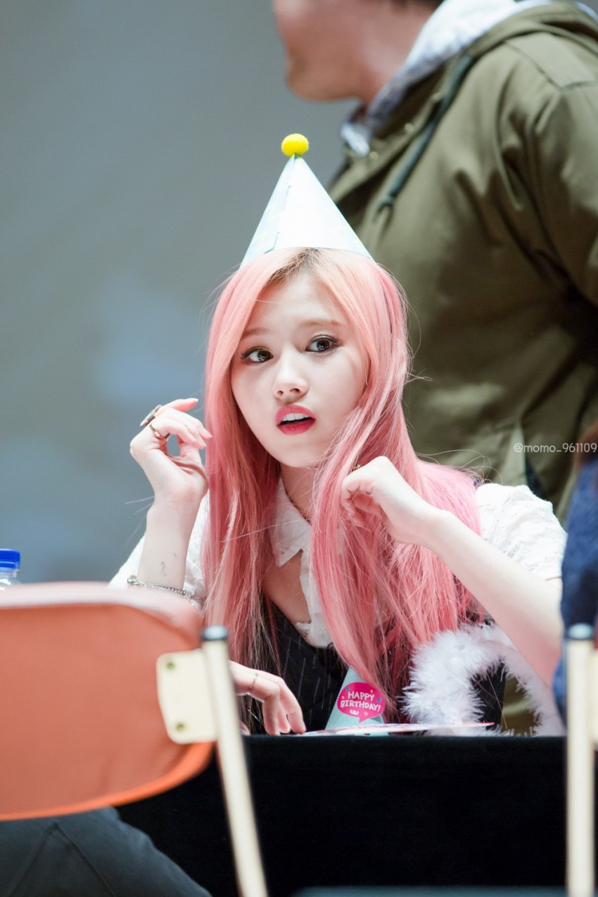 트와이스 사나 이상형적인 비주얼.gif | 인스티즈