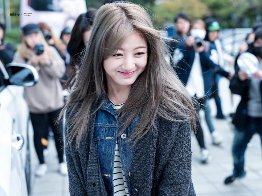 살뺴고 엄청 예뻐진 트와이스 지효 | 인스티즈