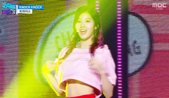 끼부리는 사나.gif | 인스티즈