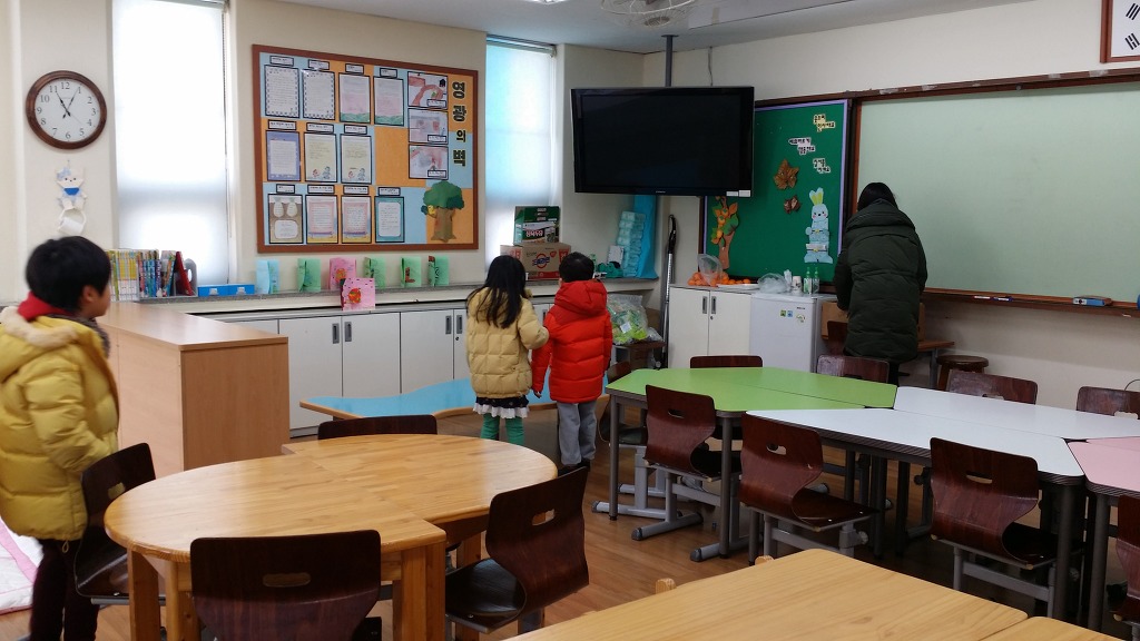 백신초등학교 이미지