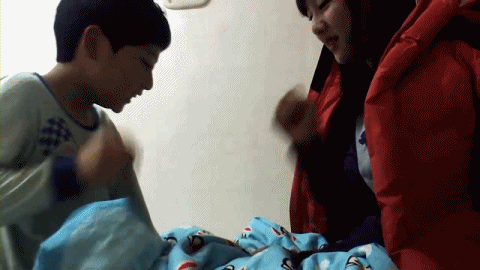 사이좋은 남매.gif | 인스티즈