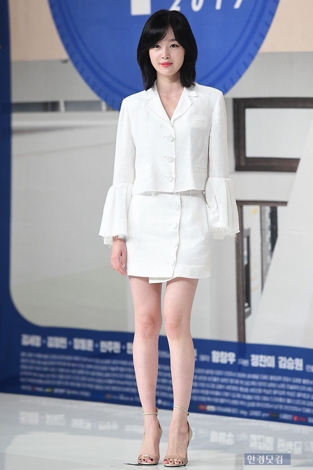보면 볼수록 섬뜩한 오늘자 한선화.jpg | 인스티즈