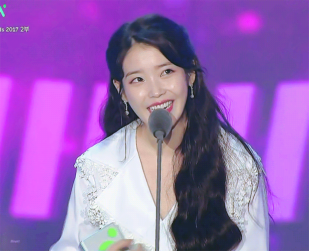 아이유 | 인스티즈