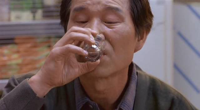 가출한 아빠 찾으러 왔는데 나랑 똑같이 생긴 여자가 있어요......jpgif | 인스티즈
