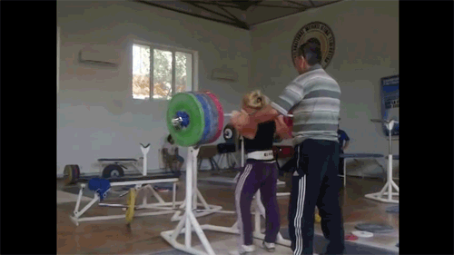 스쿼트 200kg 치는 여자ㄷㄷㄷ.gif | 인스티즈