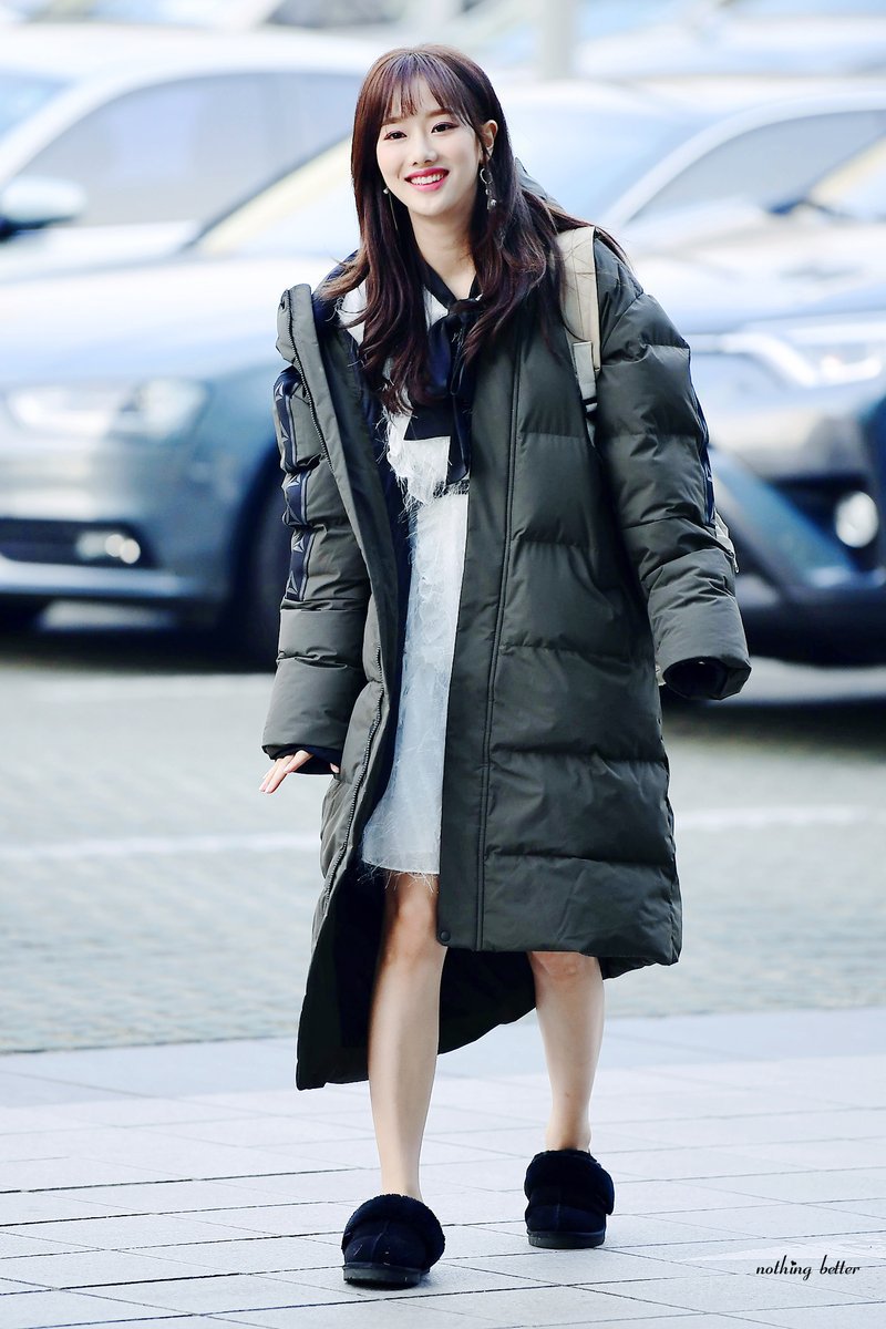 상큼하게 이쁜 에이프릴 이나은.jpgif | 인스티즈