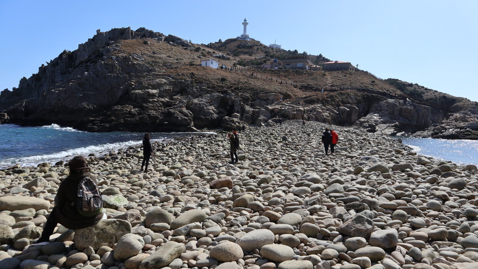 9925FE4B5CE3480639C2B4