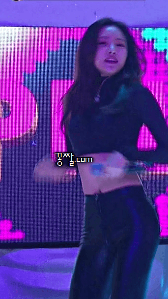 클럽에서 이런 여성분이 다가온다면? 손나은 | 인스티즈