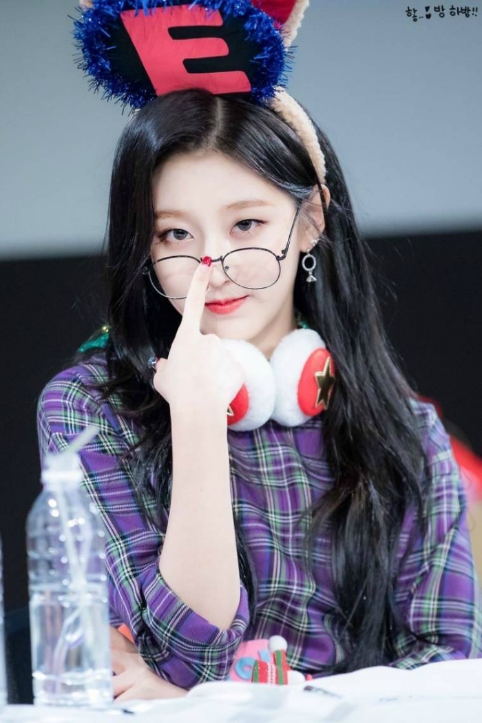 안경 쓴 러블리즈 멤버들 사진모음.jpgif | 인스티즈