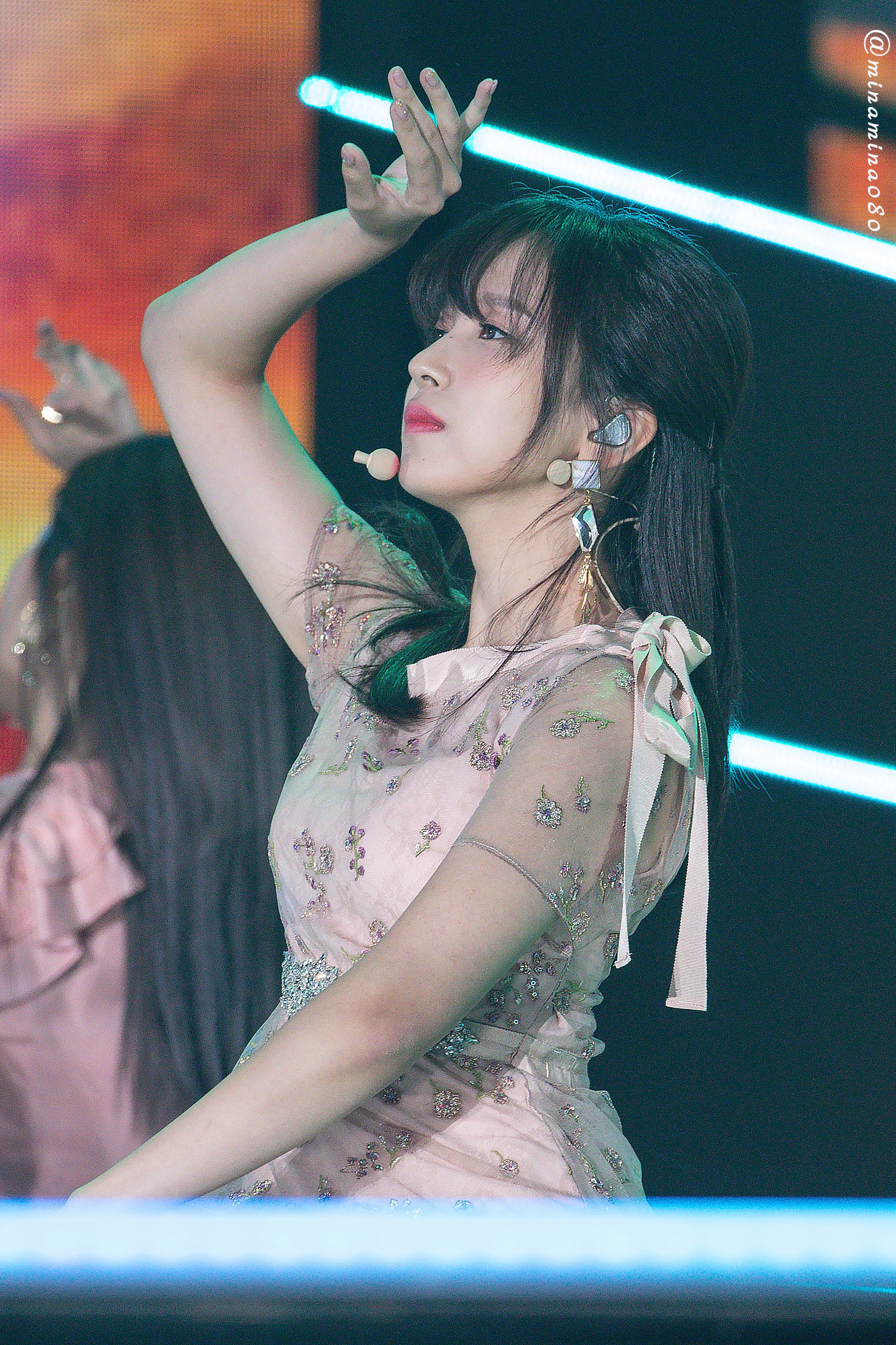 트와이스 미나의 옆태.jpg | 인스티즈