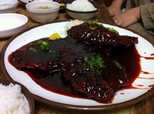 판돈 2만 원 걸고 특정 메뉴 5분 컷 하면 전 메뉴 6개월 공짜로 준다는 식당 | 인스티즈