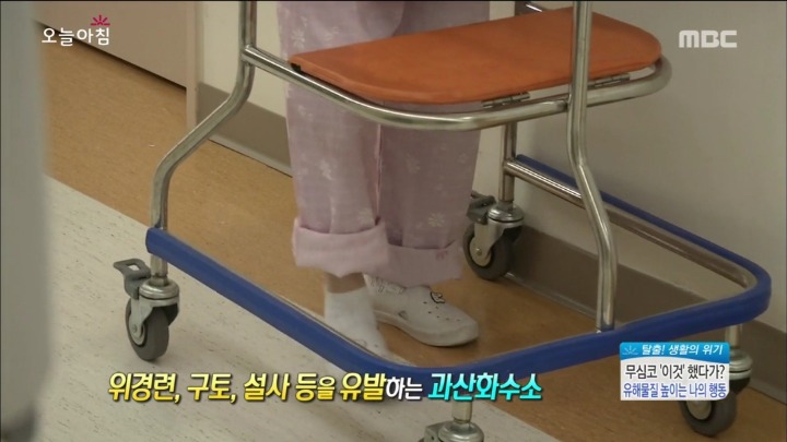 뜨거운거 먹을때 나무젓가락 쓰지 마세요.jpg | 인스티즈