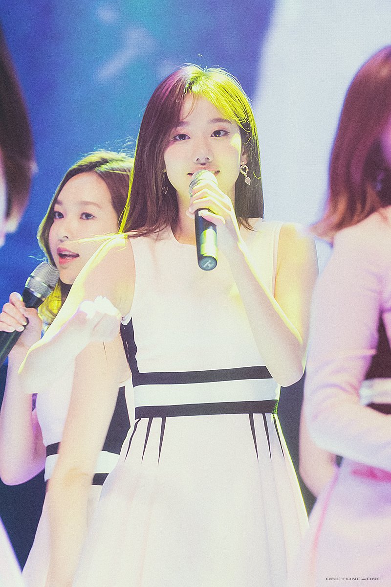 에이프릴의 인간자몽 나은이.jpg | 인스티즈