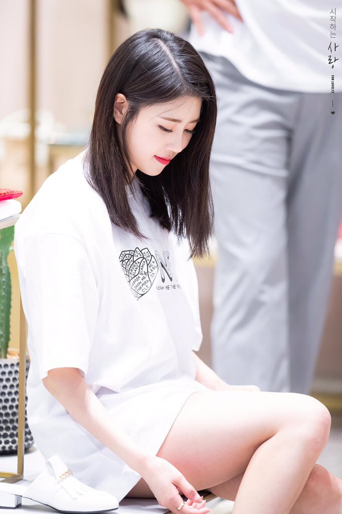 [러블리즈] 국뽕에 취하는 하루의 시작이라서 미주 | 인스티즈