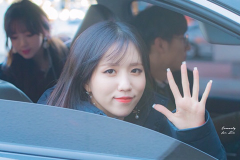 [러블리즈] 친한 형이 플스를 빌려달라는 요구를 해서 명은이 | 인스티즈