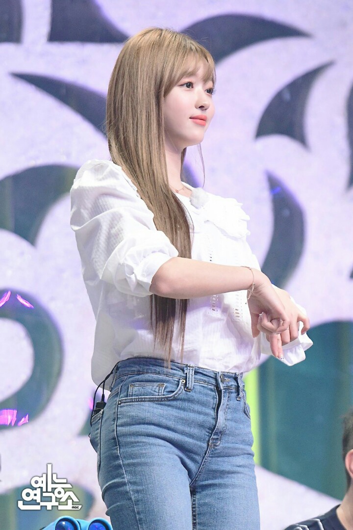 오마이걸 유아 복면가왕.jpg | 인스티즈