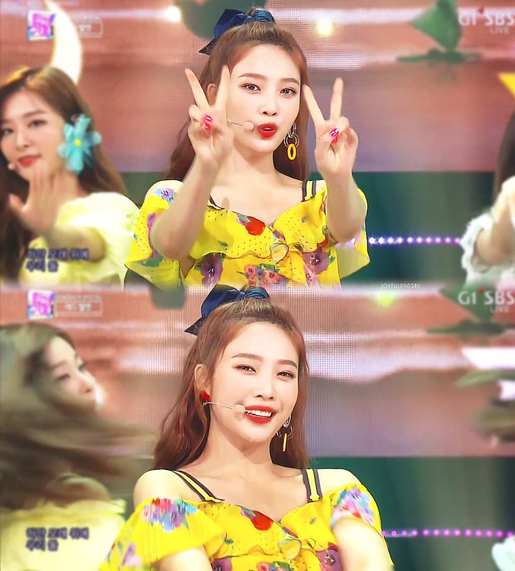 반묶음이 잘 어울리는 레드벨벳 조이.jpgif | 인스티즈