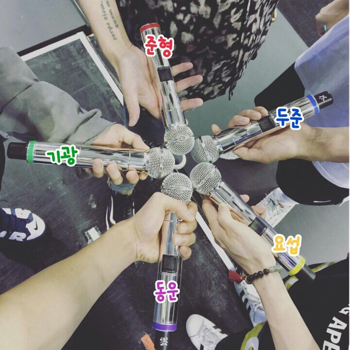 가수들의 개인 제작 마이크 | 인스티즈