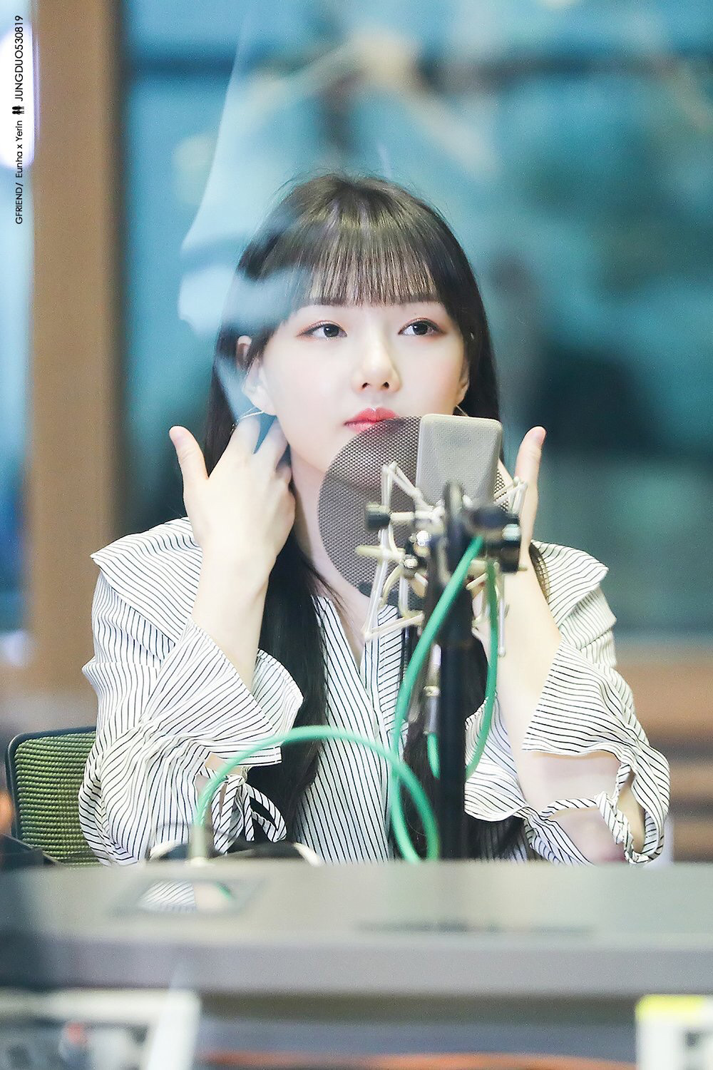 [여자친구] 동생의 생일 파티에 초대 받아서 예린이 | 인스티즈