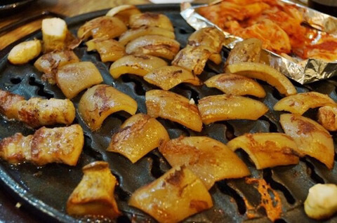 돼지껍데기 호불호 1vs2.jpg | 인스티즈