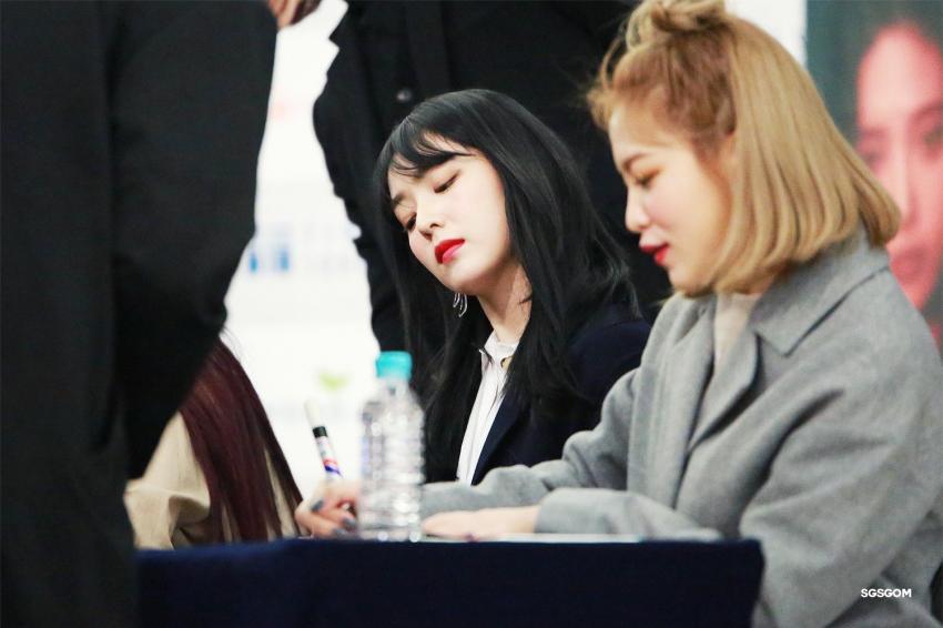레드벨벳 아이린의 클라스 옆모습.jpg | 인스티즈