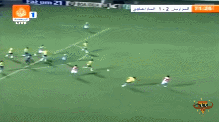 아직도 대체자가 생기지 않는 역대급 축구선수 .gif | 인스티즈