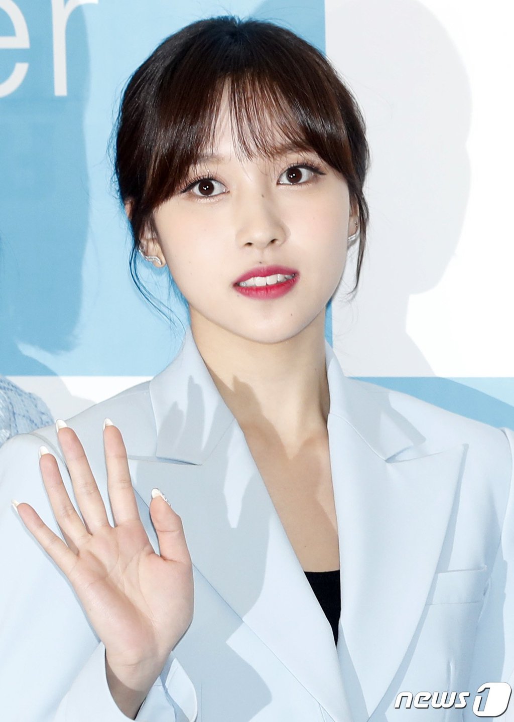 입가리고 웃는데 설레이게 되는 묘이 미나.gif | 인스티즈